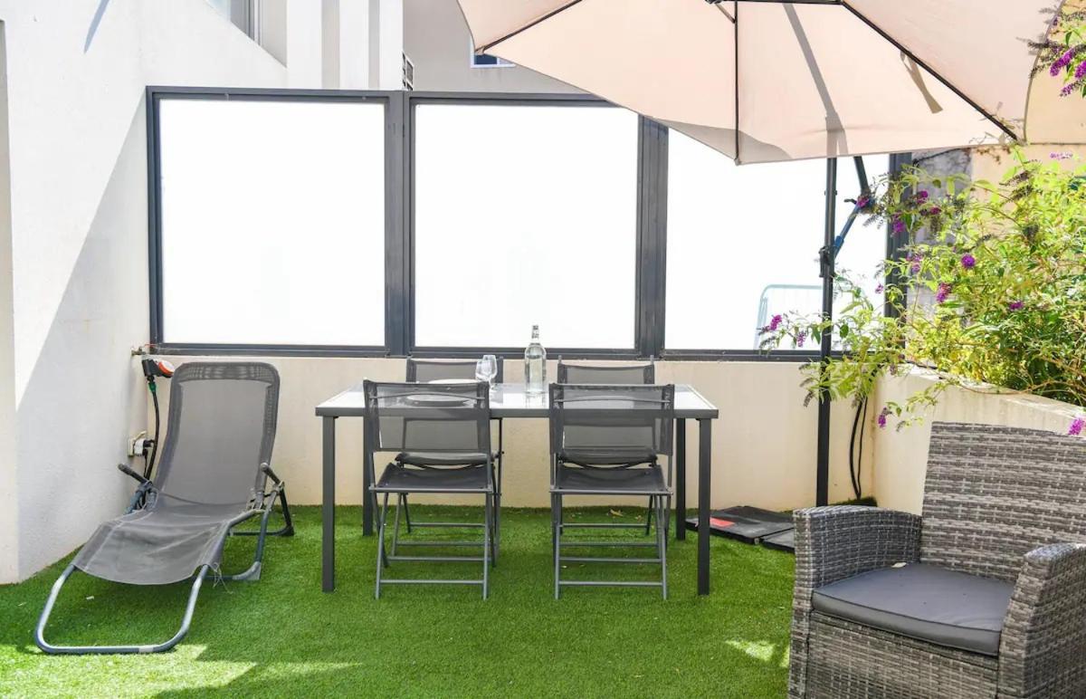 Superbe Appartement Avec Terrasse, Piscine & Parking Prive A Marseille Exterior photo