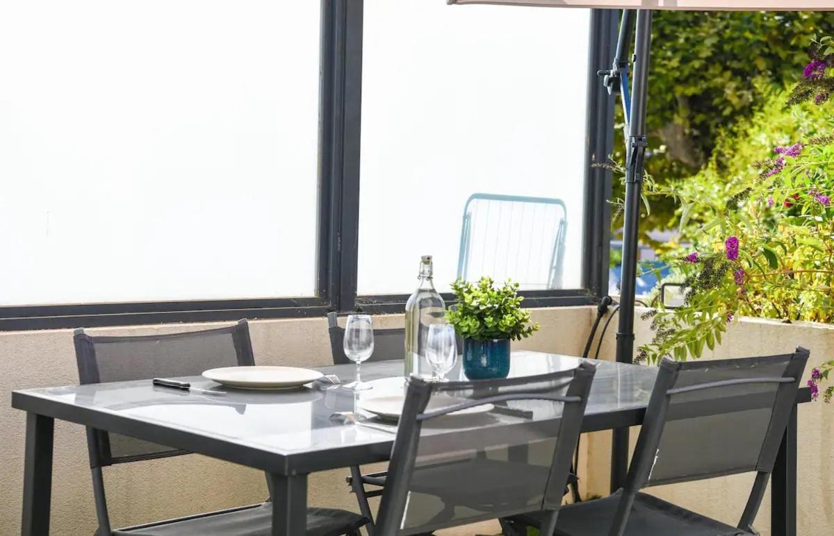Superbe Appartement Avec Terrasse, Piscine & Parking Prive A Marseille Exterior photo